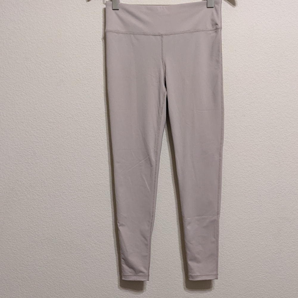 Mono B Taupe Leg Cutout Leggings Size Medium. Excellent pre-owned condition